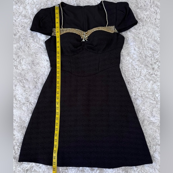 New 🌙 Chic Black and Gold Mini Dress - Picture 10 of 16
